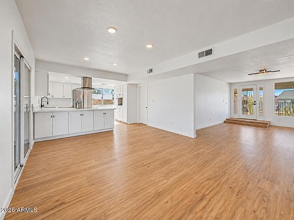 5th image of 10819 W FRIER Drive