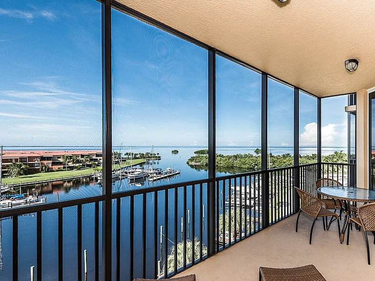 3313 Sunset Key Cir #403 — Photo 44