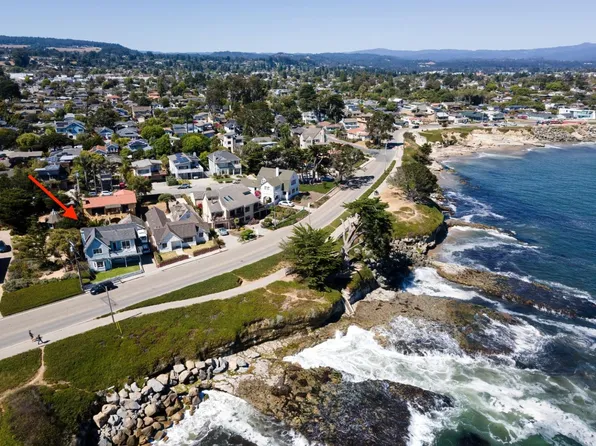 1226 W Cliff Dr, Santa Cruz, CA 95060