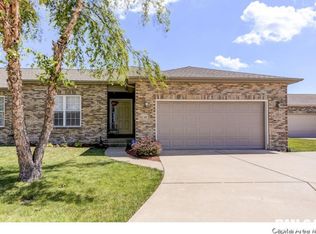 2919 Meadowbrook #12, Springfield, IL 62711