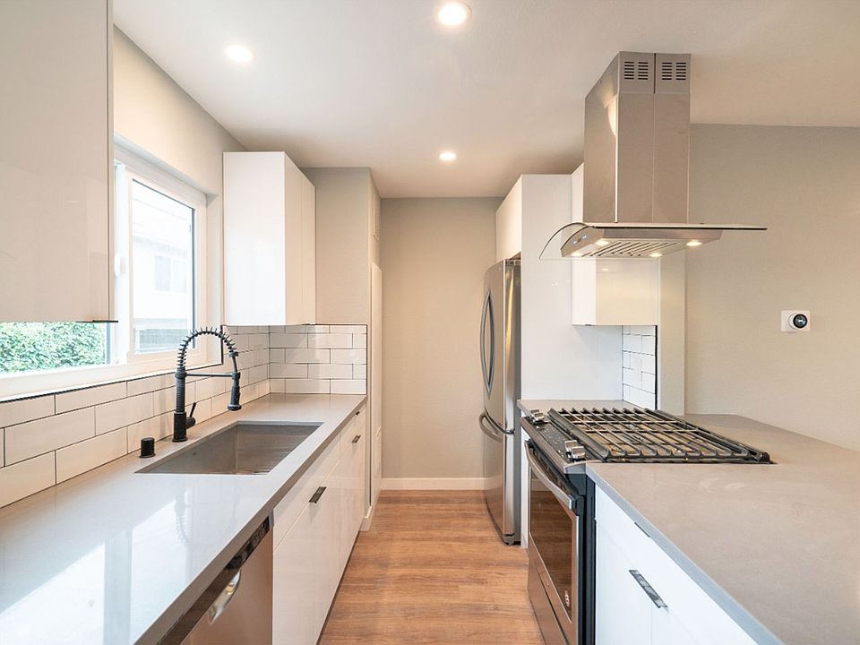 1st image of 5847 Willoughby Ave APT 5