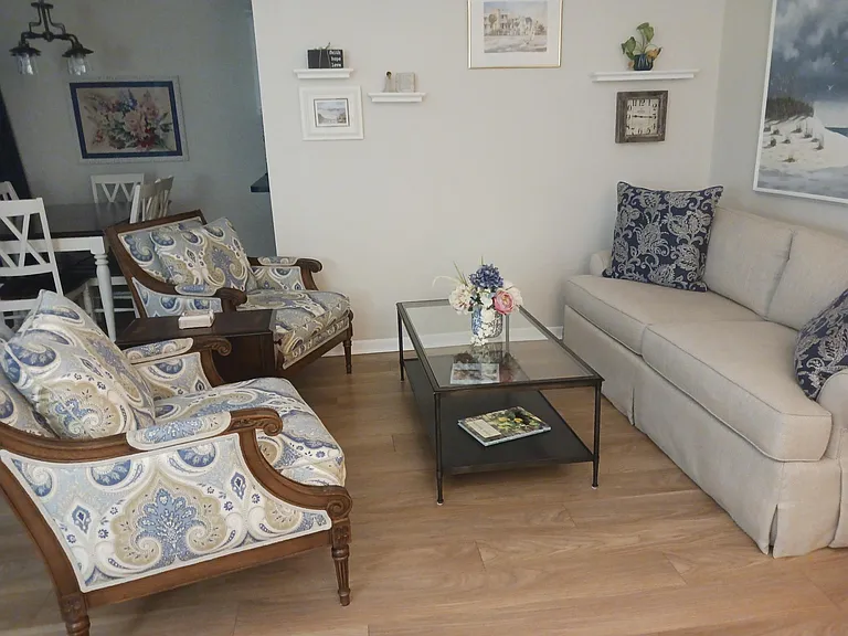 7153 W Country Club Dr N #247 — Photo 6