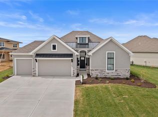 16979 S Cheshire St, Olathe, KS 66062