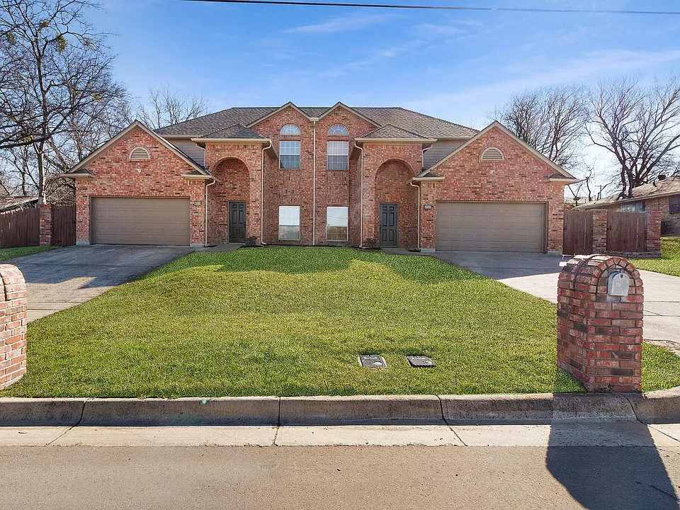 6561 Calmont Ave
