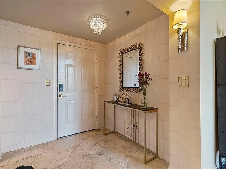 3636 Habersham Rd NW #2404 — Photo 2
