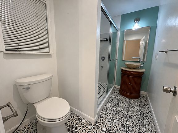 3rd image of 368 E 14th St #1A