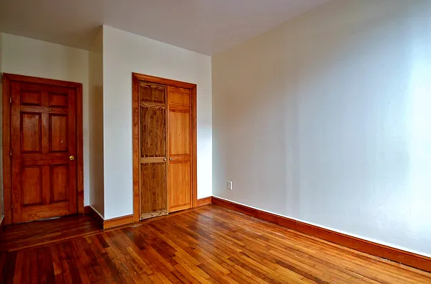 Rented by CITY SKYLINE REALTY INC | media 9