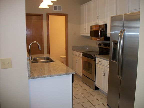 3rd image of 2676 Mallard Dr