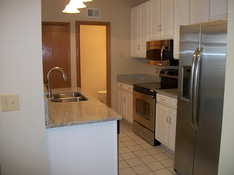 2676 Mallard Dr — Photo 3