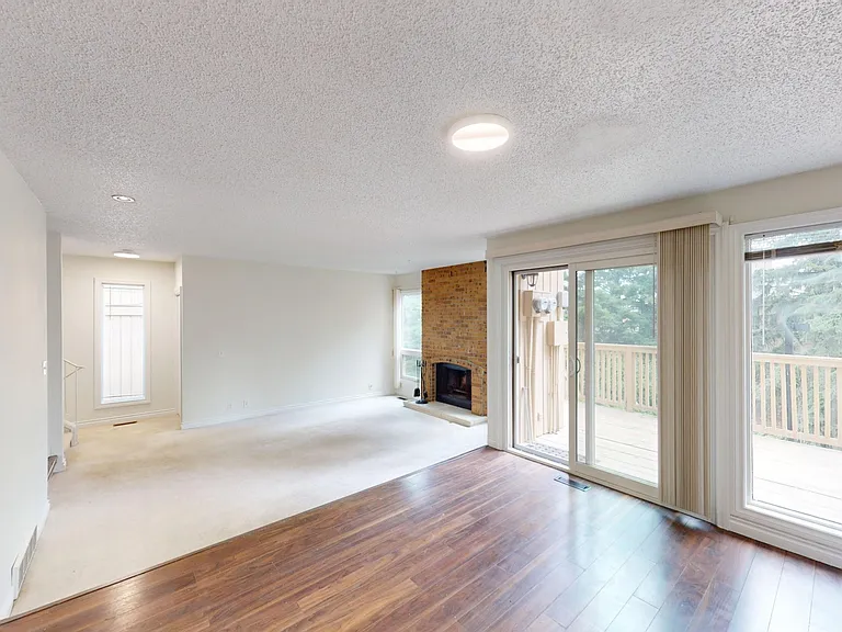 235 Berwick Dr NW #21 — Photo 3