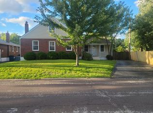 8903 Harold Dr, Saint Louis, MO 63134