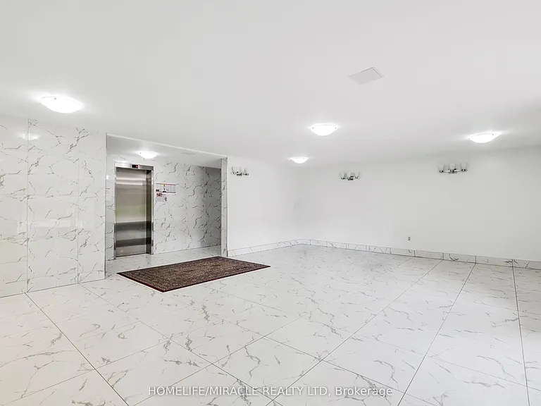 100 Dundalk Dr #707 — Photo 5