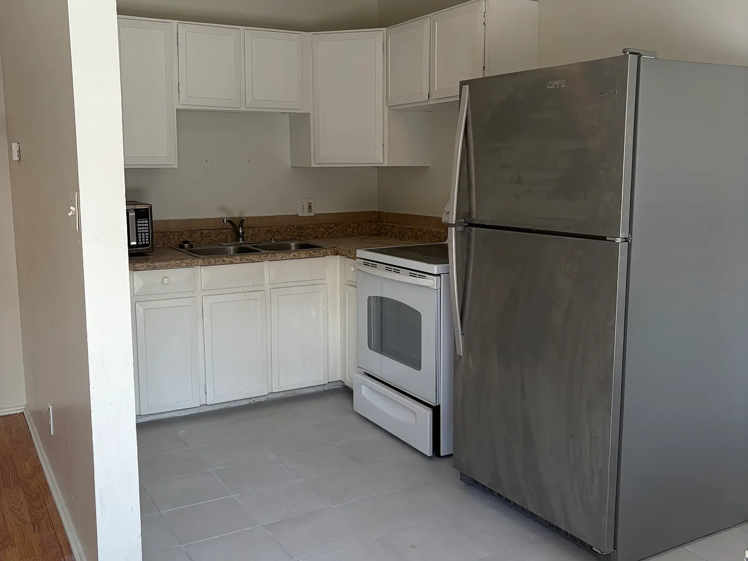 1 bed, 500 sqft, $1,150 — Photo 2