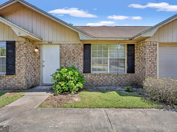 767 Madison Dr, Hinesville, GA 31313