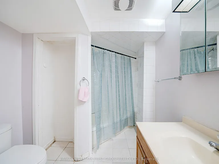 5 Claresholme Dr — Photo 28