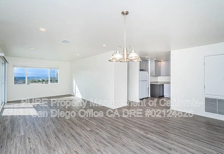 2709 Elm Ave #B — Photo 2