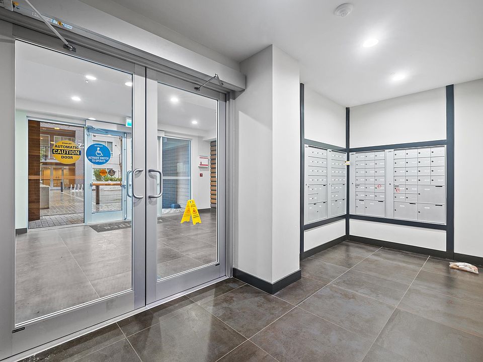 20834 80th Ave Langley BC Zillow