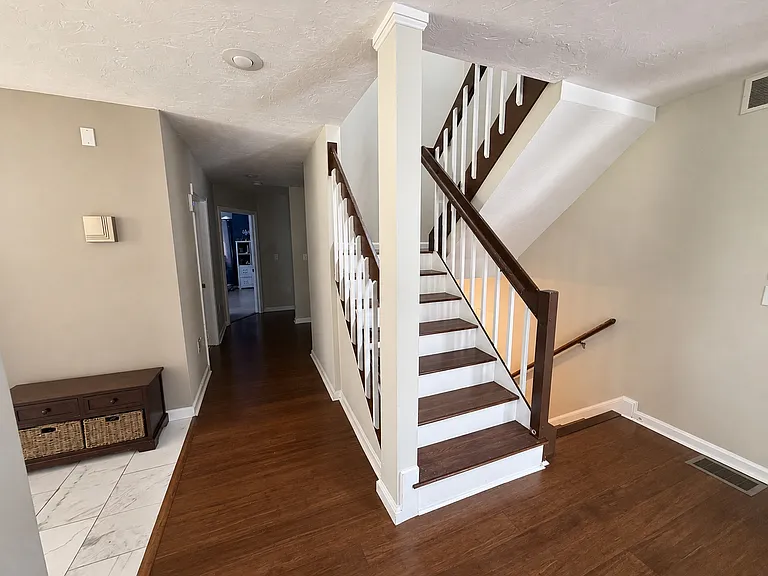 124 Westview Dr — Photo 5