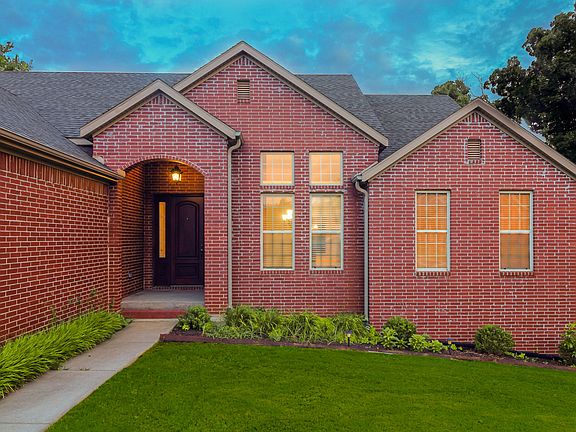3rd image of 4055 E Caston Drive