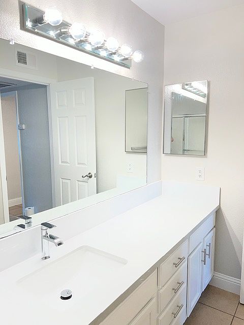 1st image of 2909 E Huntington Blvd #223