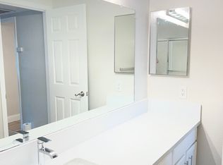 2909 E Huntington Blvd #223, Fresno, CA