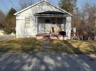 399 Holt Ln, Lewisburg, WV 24901