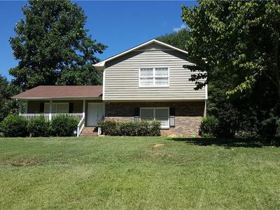 1935 Valley Woods Dr, Riverdale, GA, 30296