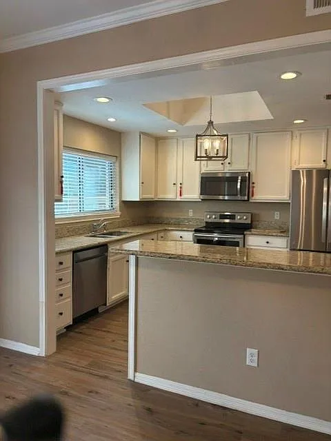 2 bed, 2.5 bath, 1426 sqft, $2,250 — Photo 3