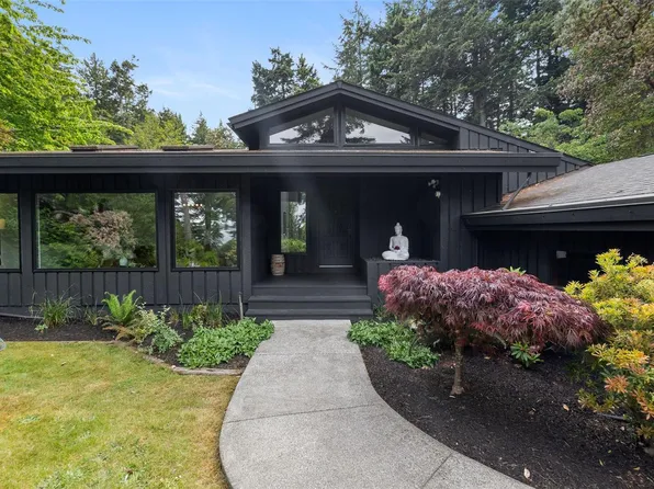 257 Dutnall Rd, Metchosin, BC V9C 4B4