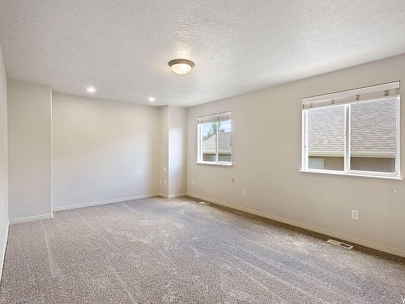 3rd image of 4116 W Juniper Hills Dr