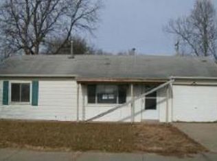 1312 SW 37th St, Topeka, KS 66611