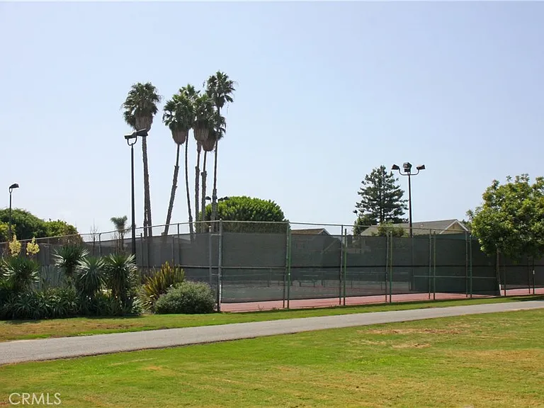 9746 Monte Carlo Cir — Photo 33
