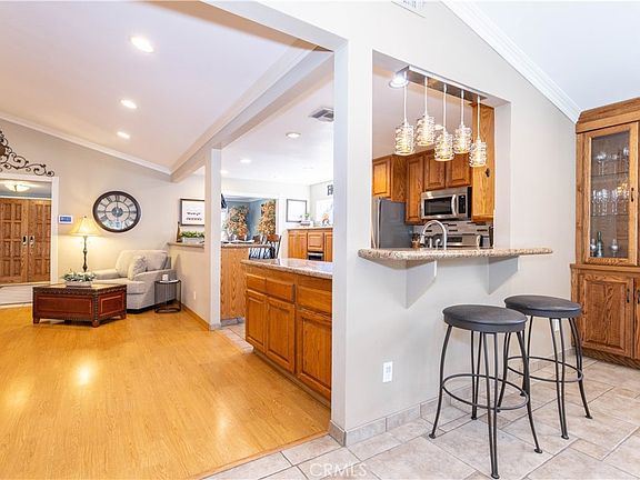 5th image of 11625 Baird Ave