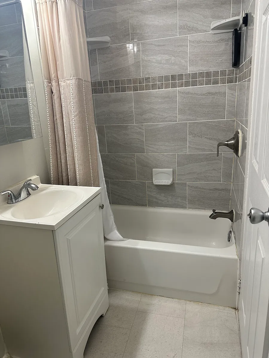 Building Photo - 254 Freeport Rd #1