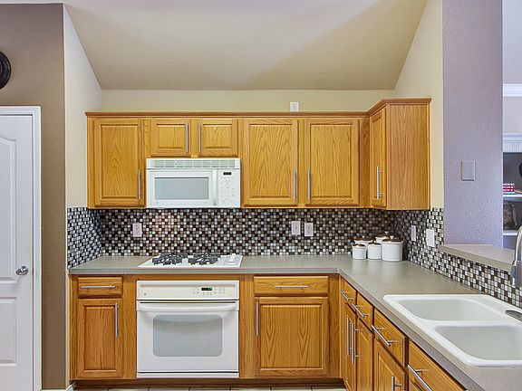 5th image of 11491 Newberry Dr