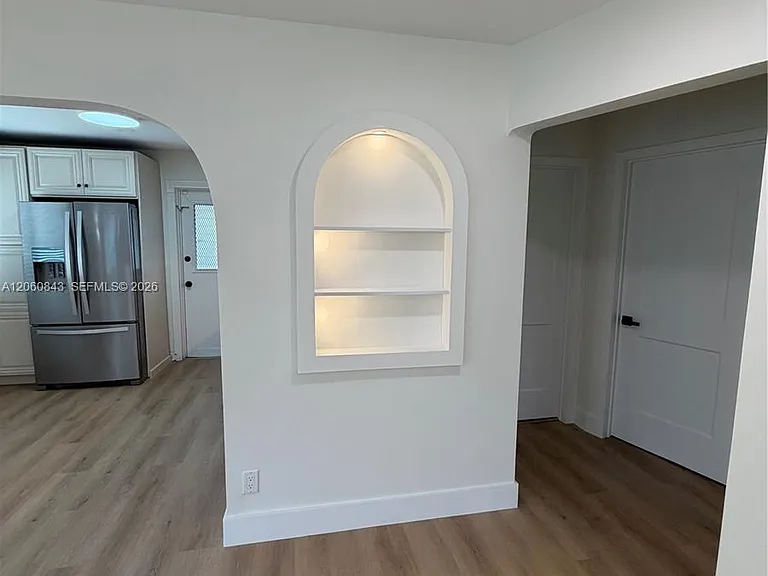 708 SW 7th Ave #1 — Photo 8