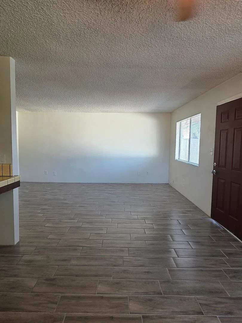 3112 La Costa Street #D - Upstairs Apartment — Photo 4