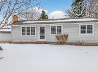 6574 Hokah Dr, Lino Lakes, MN 55014