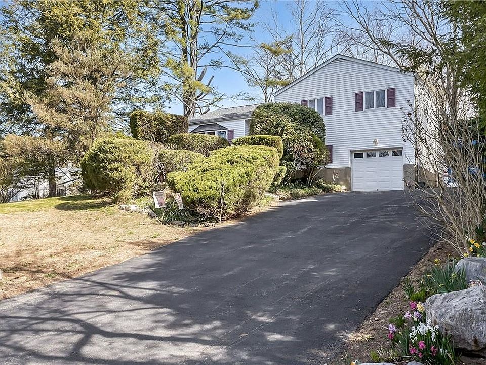 1st image of 2456 Bound Brook Lane