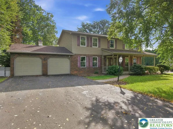 714 Lexington Rd, Nazareth, PA 18064