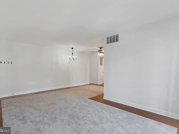 5th image of 9479 Fairfax Blvd APT 204