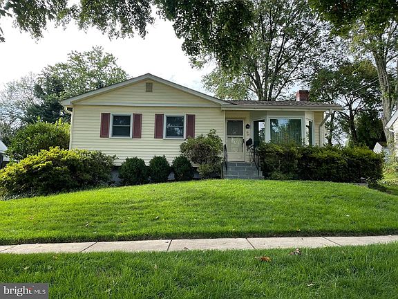 2nd image of 1035 Welsh Dr