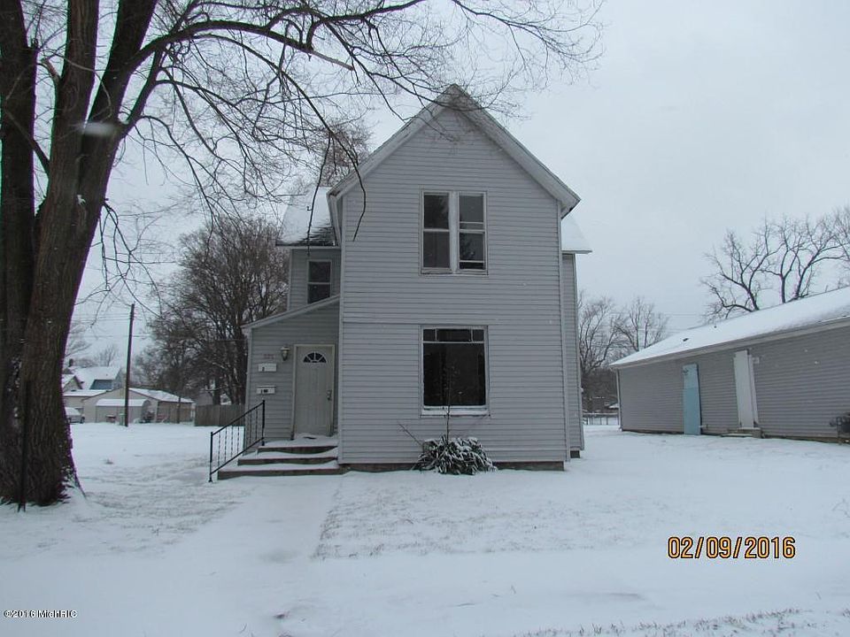 1st image of 687 Highland Ave