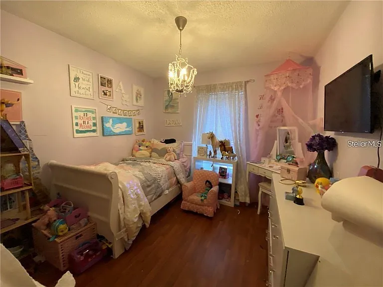 2476 Shelby Cir — Photo 15