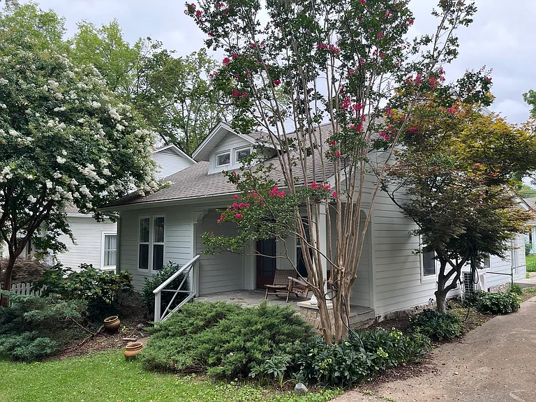 4608 Dakota Ave — Photo 3