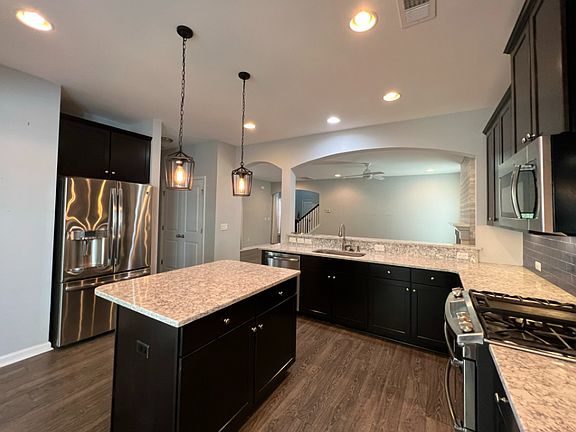 2nd image of 1642 Sparkleberry Ln