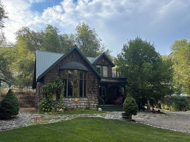 1st image of 189 Heath Dr