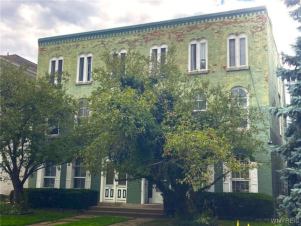 1st image of 104-106 N Johnson Park