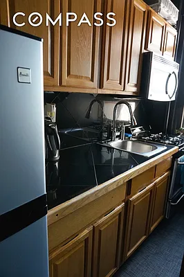 Rented by Compass | media 19