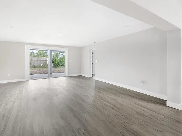 10341 Kumquat Ln — Photo 17